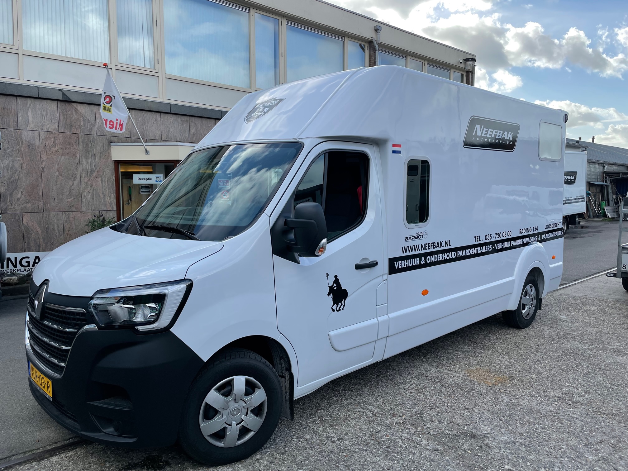 Renault Barbot Paardenwagen + 5 personen 5.jpg